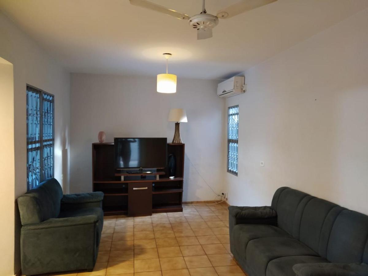 Villa Dourados Guest Flat House Esterno foto