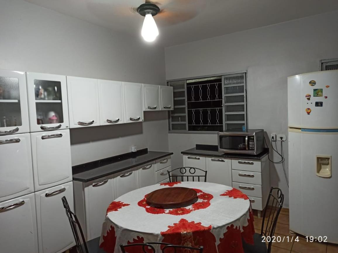 Villa Dourados Guest Flat House Esterno foto